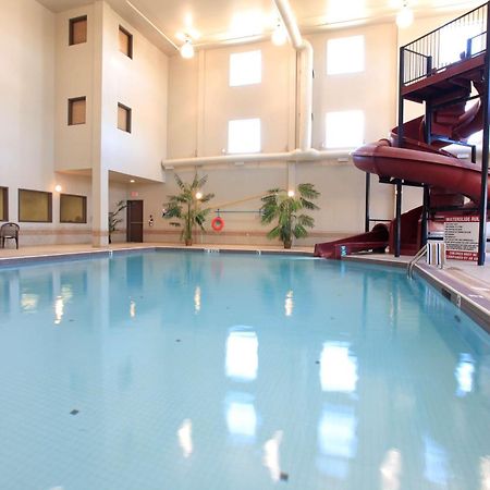 Coast Grimshaw Hotel & Suites Dış mekan fotoğraf