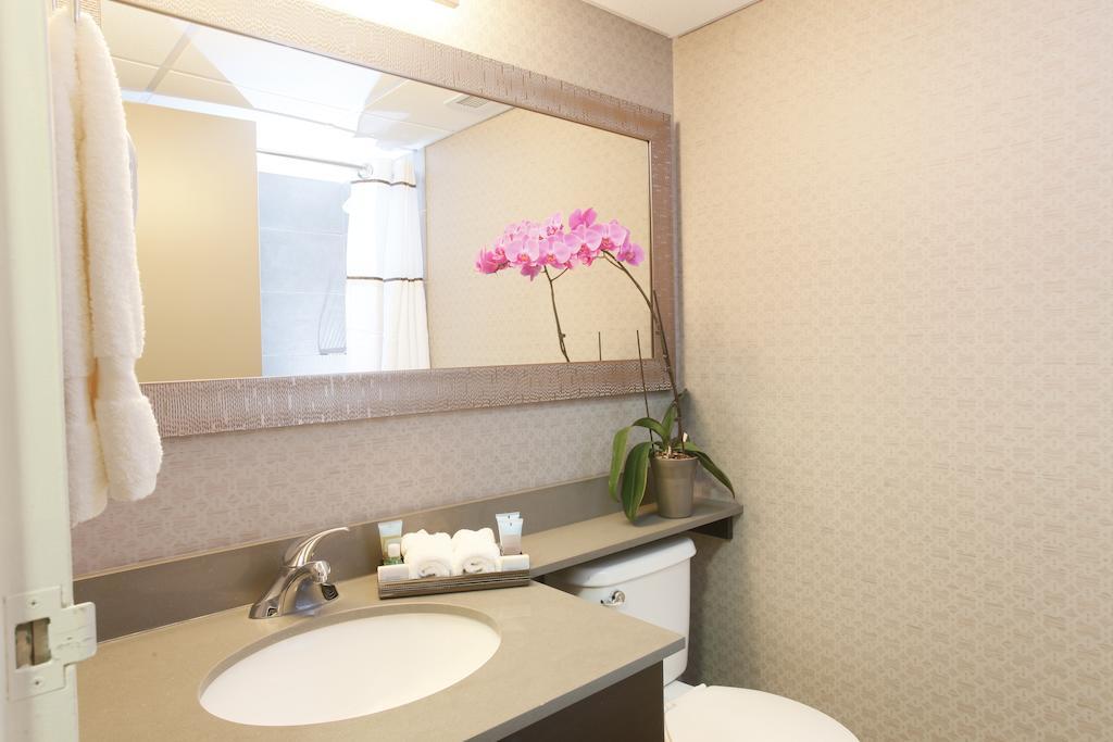 Coast Grimshaw Hotel & Suites Dış mekan fotoğraf