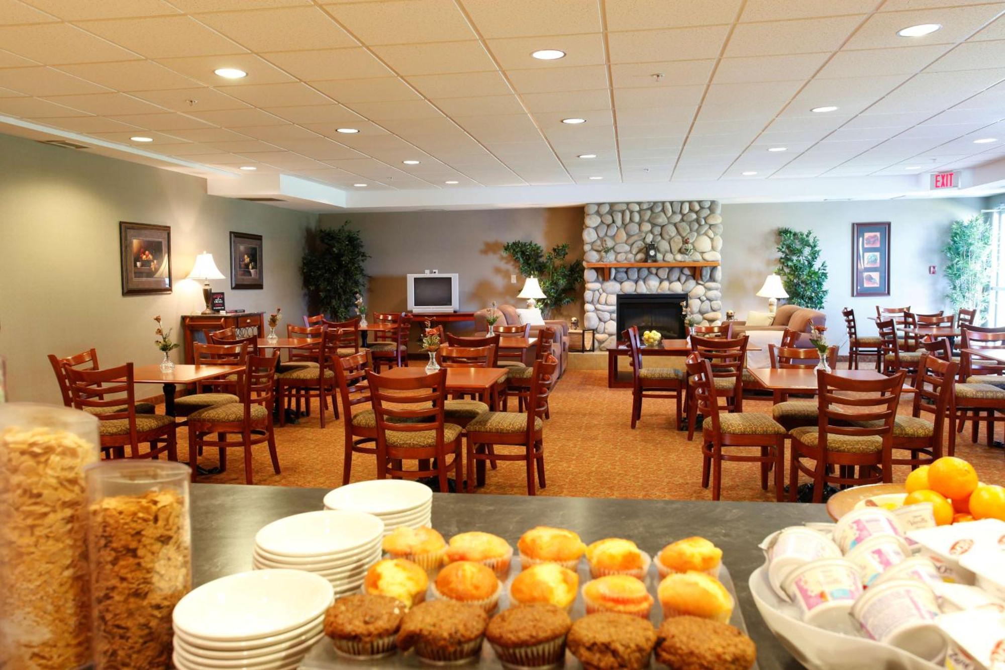 Coast Grimshaw Hotel & Suites Dış mekan fotoğraf