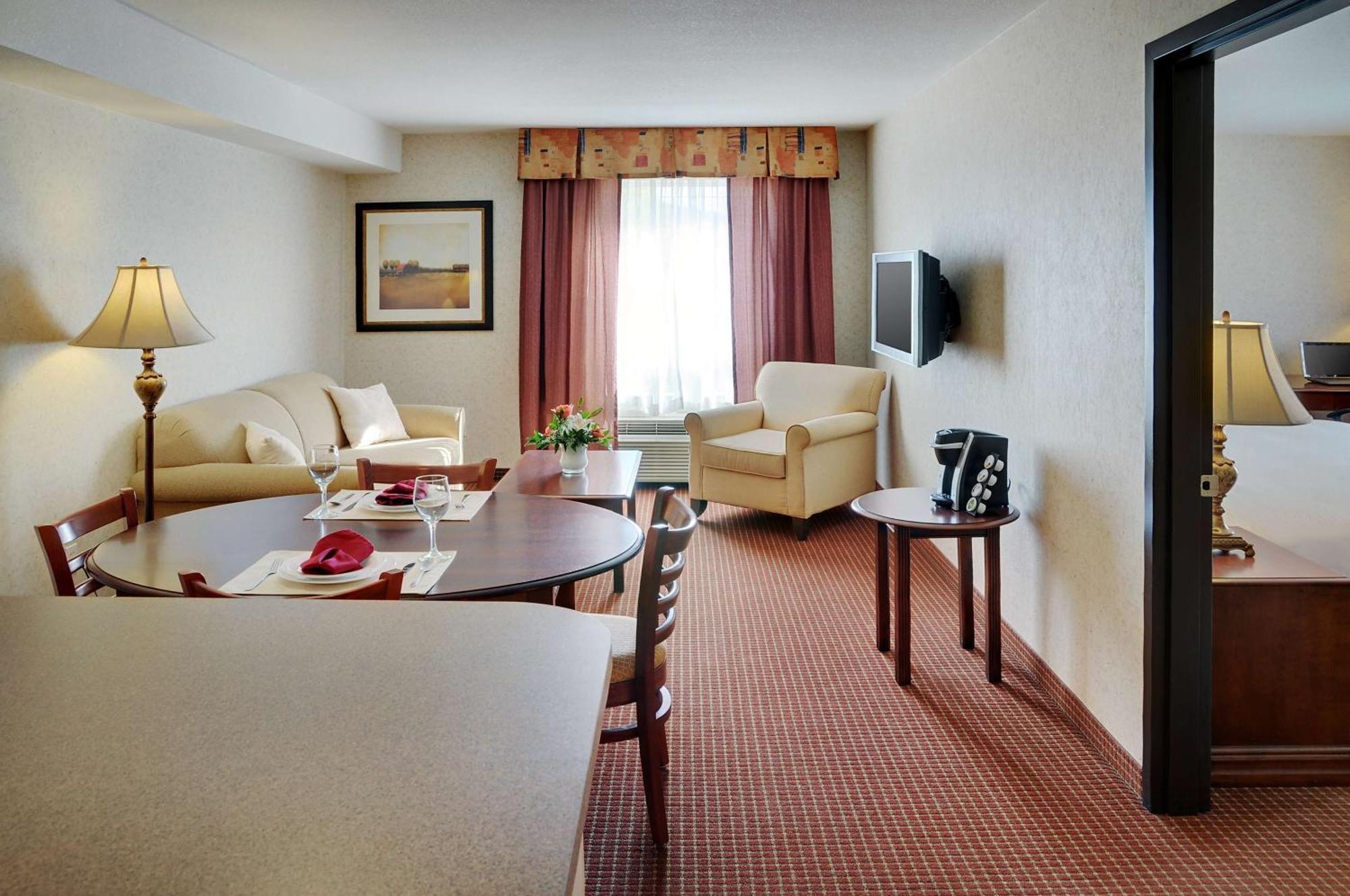 Coast Grimshaw Hotel & Suites Dış mekan fotoğraf