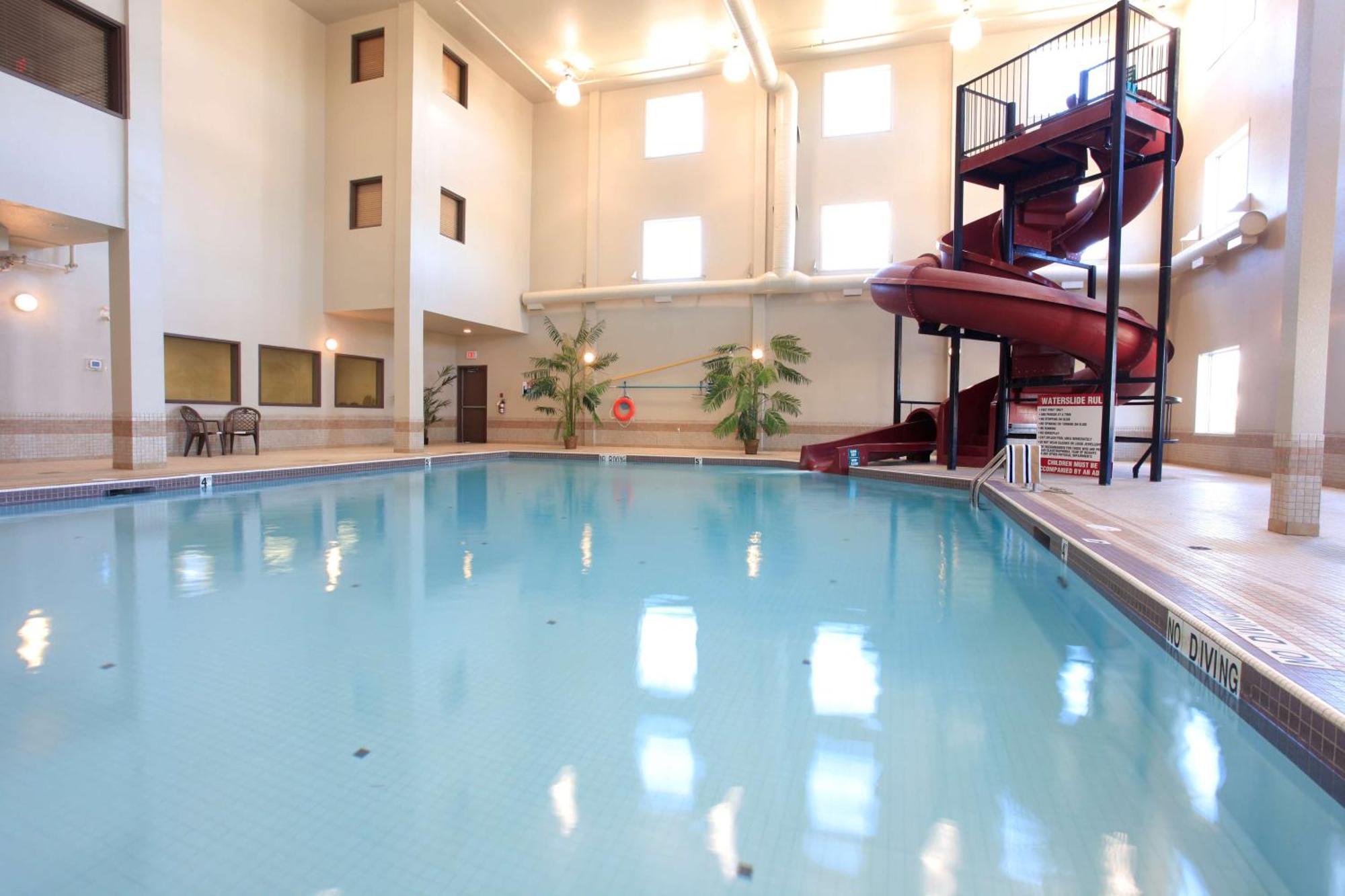 Coast Grimshaw Hotel & Suites Dış mekan fotoğraf